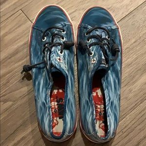 Sperry Jaws Size 8